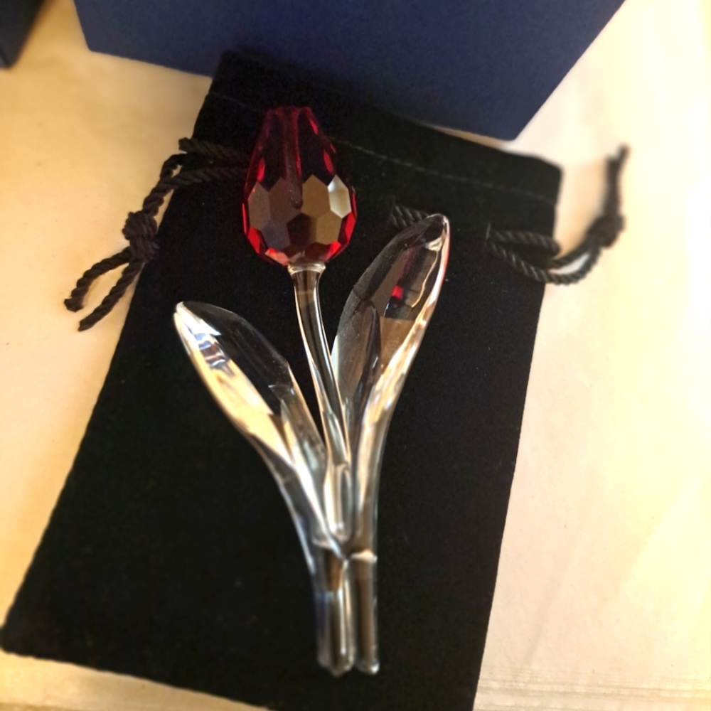 Swarovski Crystal Red and Clear Tulip With Bag And Box Pristine